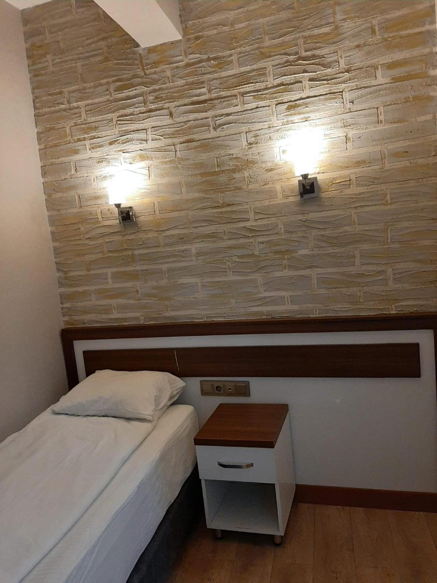Hotel Kafkasya Kars Ngoại thất bức ảnh